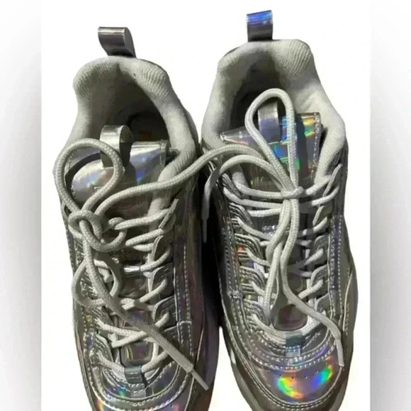 Fila Chunky Light Pink Iridescent Sneakers, Size 8‎ - Picture 3 of 8